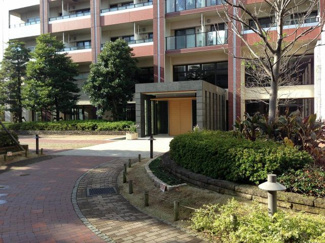 【エントランス】 | 東急東横線「武蔵小杉」駅徒歩8分の好立地！JR横須賀線「武蔵小杉」駅徒歩4分の2線利用可能！