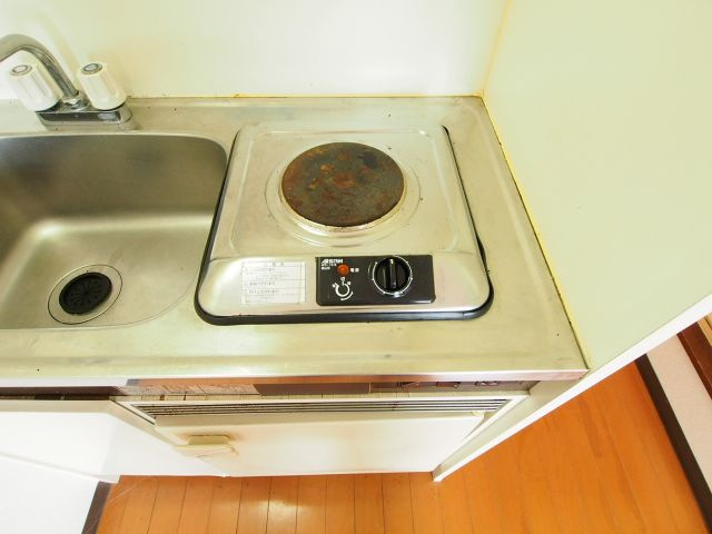 【設備】 | シャトルマキ | 電気コンロ