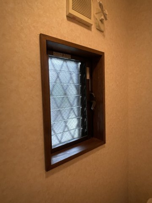 【その他】 | コーポスタートⅢ | トイレに窓付き