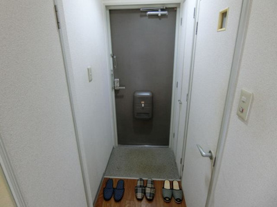 【玄関】 | ルミエール福島