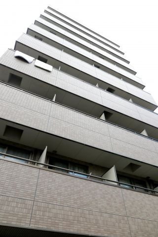 ロイヤルクイーンズパークの外観