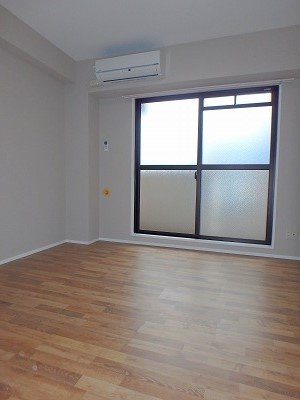 セリバテール伊丹