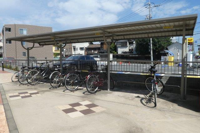 倉敷市茶屋町のアパートのその他共用部分|自転車置き場