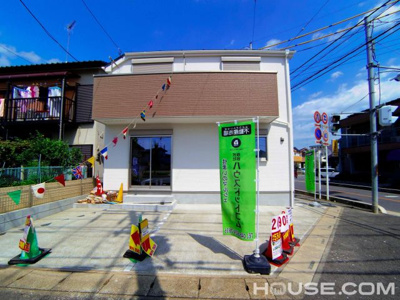 【前面道路含む現地写真】 | 伊奈町栄4丁目/新築分譲住宅全1棟