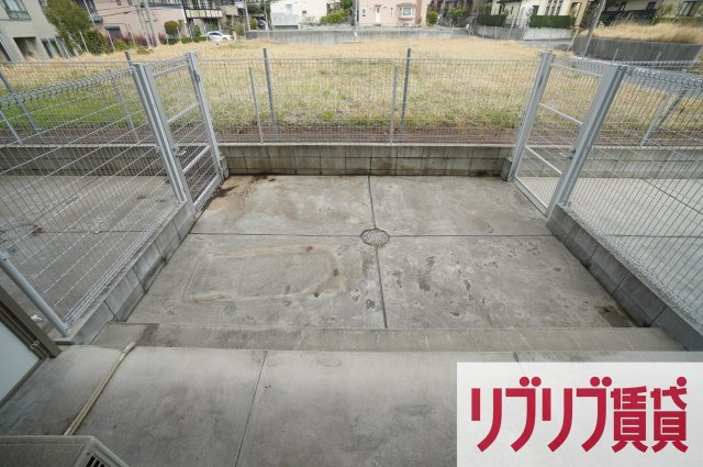 マルベリー千葉寺のバルコニー
