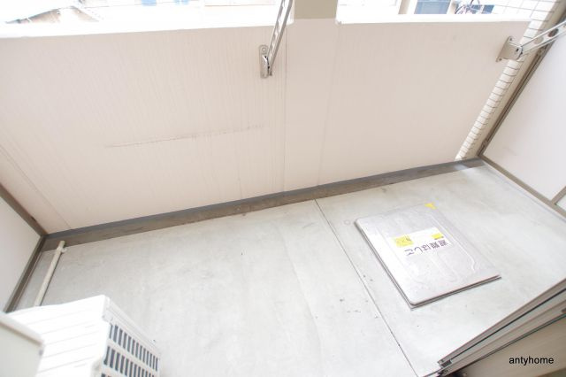 フェニックスコート　仲介手数料無料のバルコニー