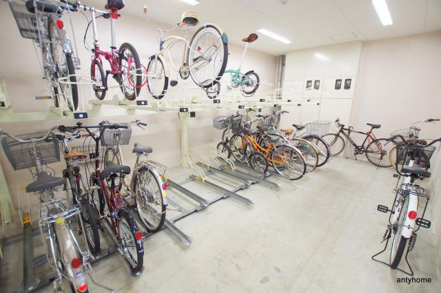 フェニックスコート　仲介手数料無料の駐車場