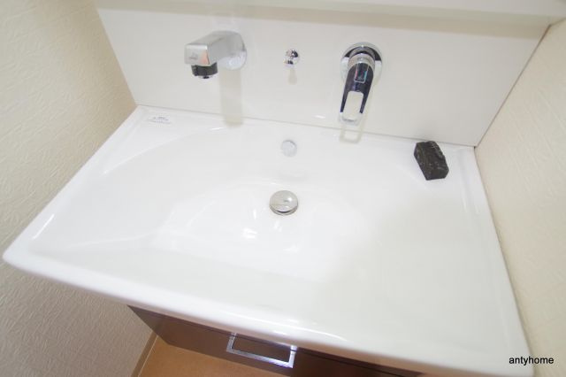 フェニックスコート　仲介手数料無料の洗面所