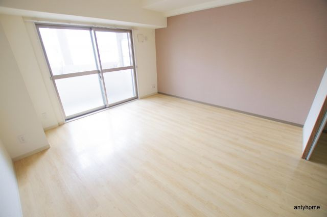 フェニックスコート　仲介手数料無料の寝室