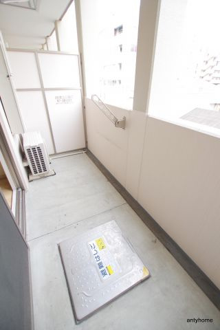 フェニックスコート　仲介手数料無料のバルコニー