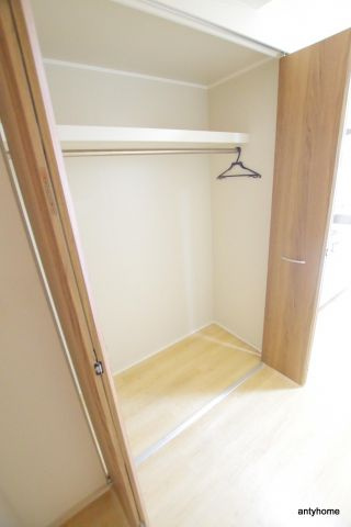 フェニックスコート　仲介手数料無料の収納