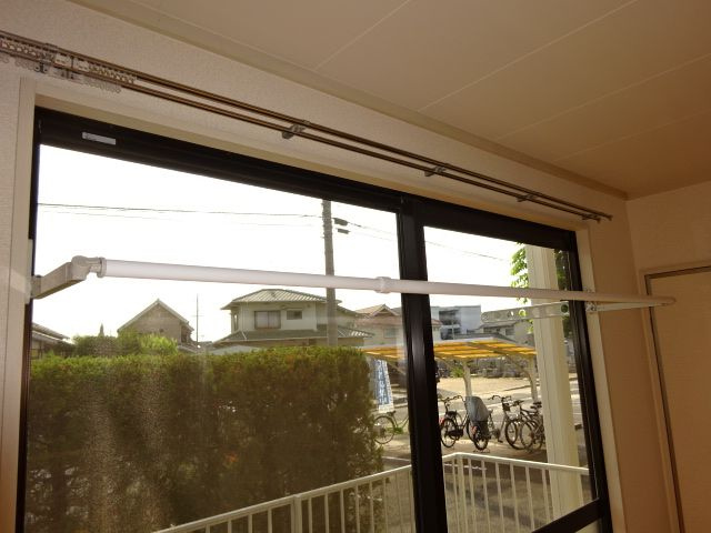 サンライン川入Ｂの設備|室内物干し