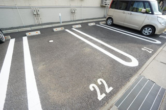 【駐車場】