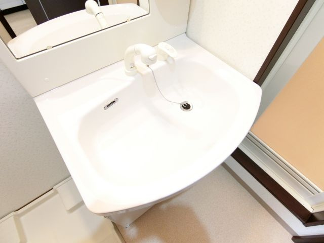 フジパレス草尾の独立洗面台