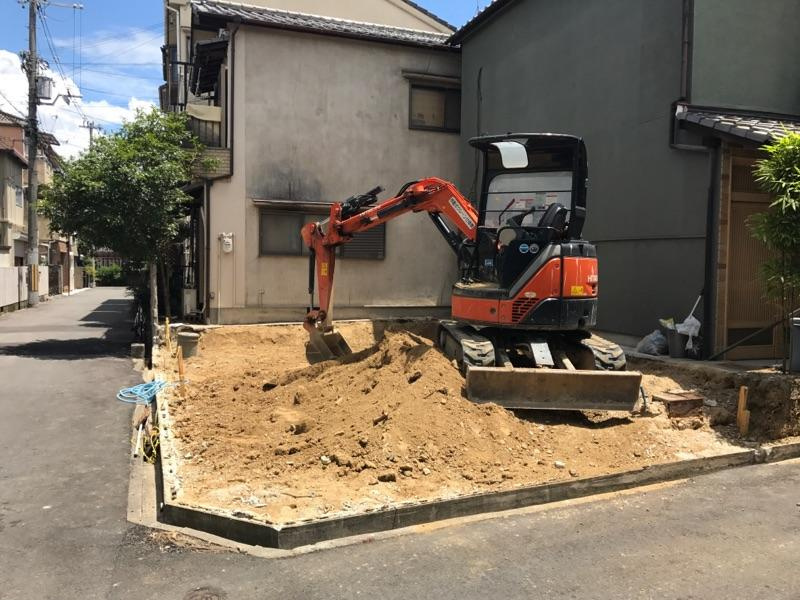 グラッド・タウン灰塚６丁目の周辺