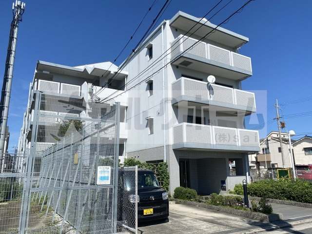 コルティーレ緑ヶ丘の外観