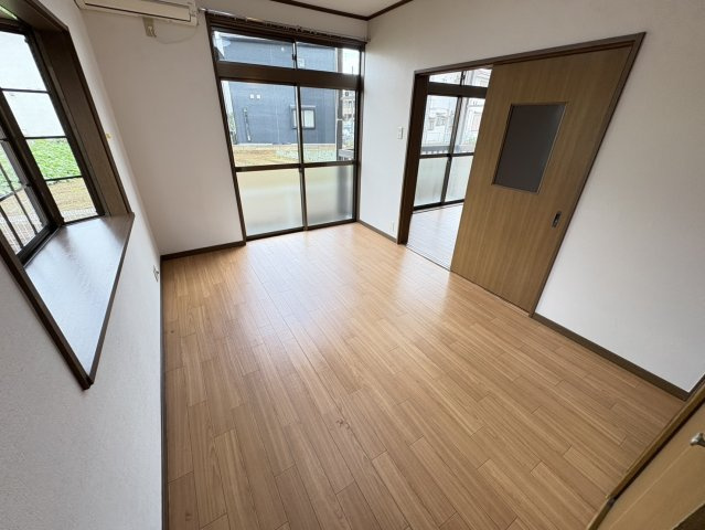 ハイツセイハの居間・リビング