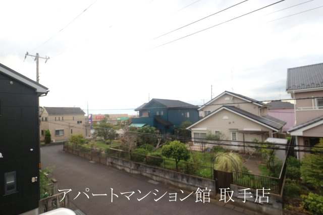ユニ・ササキの展望