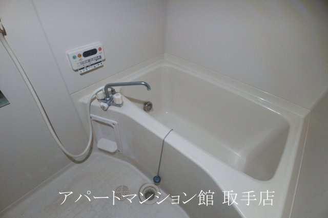 ユニ・ササキの浴室