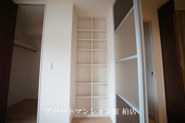 ヴェルデ大島田の収納