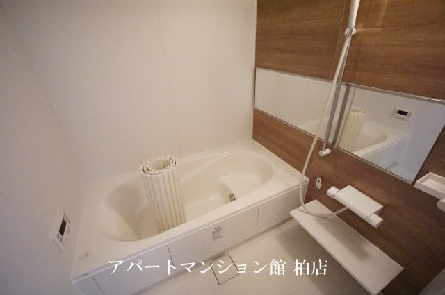 ヴェルデ大島田の浴室