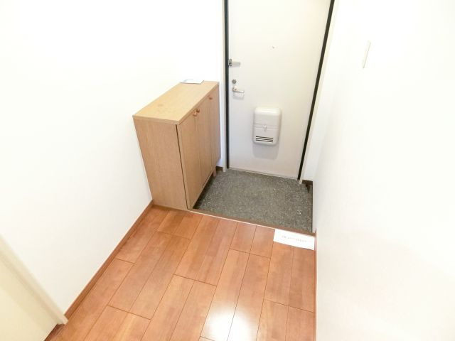 日吉マンションの玄関