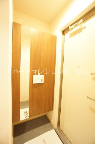 ヴェルデ大島田の玄関