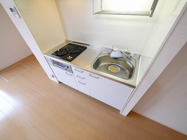 スカイヒルズのキッチン|お料理しやすいキッチンです