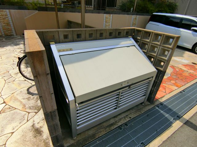 セジュール寺池台の周辺