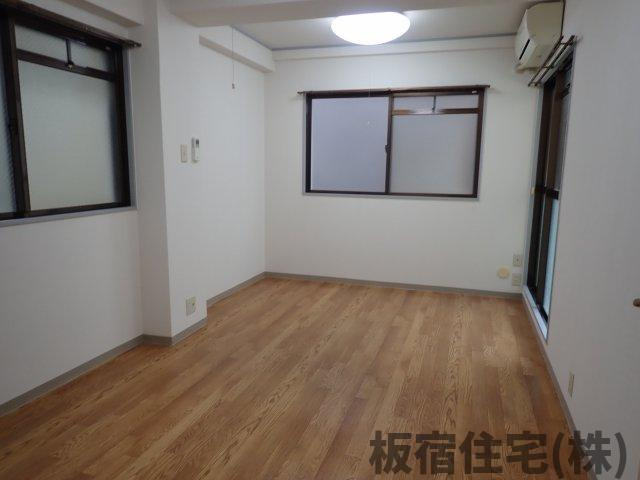 【居間・リビング】 | ソフィア板宿