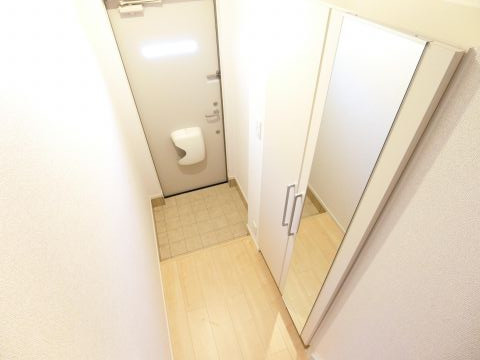 フォンデの玄関