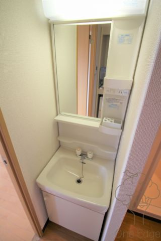 ラナップスクエア天満プライムの独立洗面台