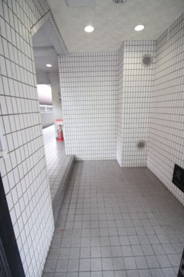 【エントランス】 | サザンクロス静 | エントランス