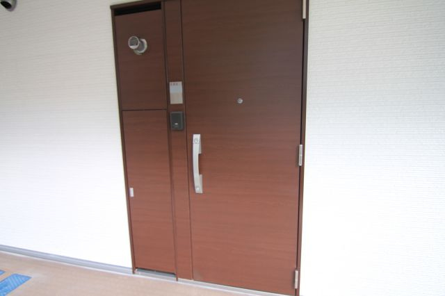 【玄関】 | リブリ・リヴェール南七松町