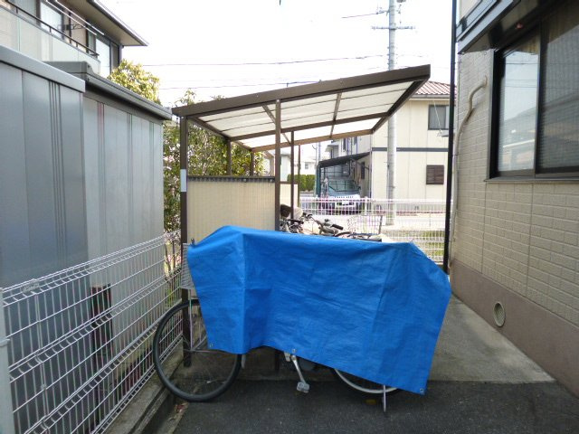 倉敷市福島のアパートのその他共用部分|自転車置き場