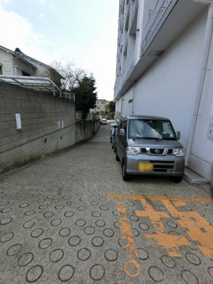 【駐車場】 | ファミール屏風ヶ浦