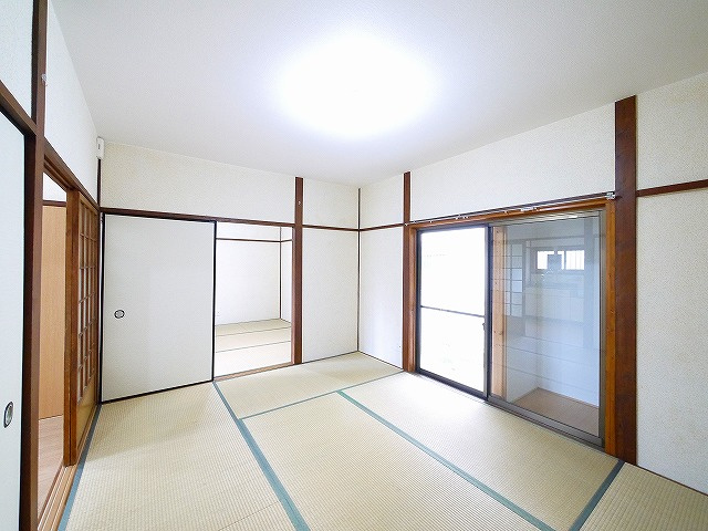 六条七番住宅の和室