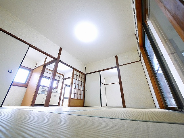 六条七番住宅の和室|きれいな和室です