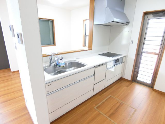 原町戸建のキッチン