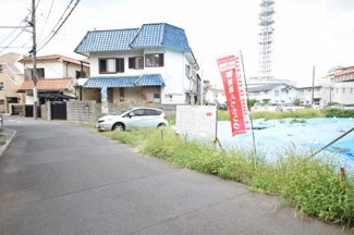 【前面道路含む現地写真】