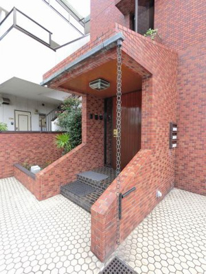 【エントランス】 | ノア妙蓮寺 | 東急東横線「妙蓮寺」駅徒歩6分・「菊名」駅徒歩13分・JR横浜線「菊名」駅徒歩13分！