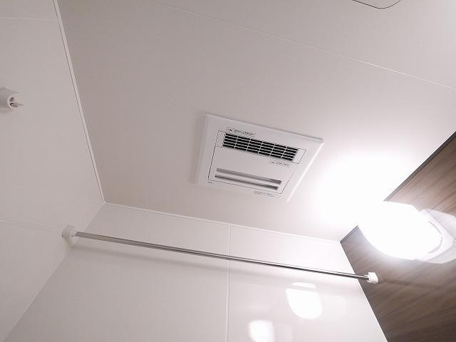 幸court　nara　sanjoの設備|お風呂には浴室乾燥機もついてます。