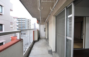 【バルコニー】