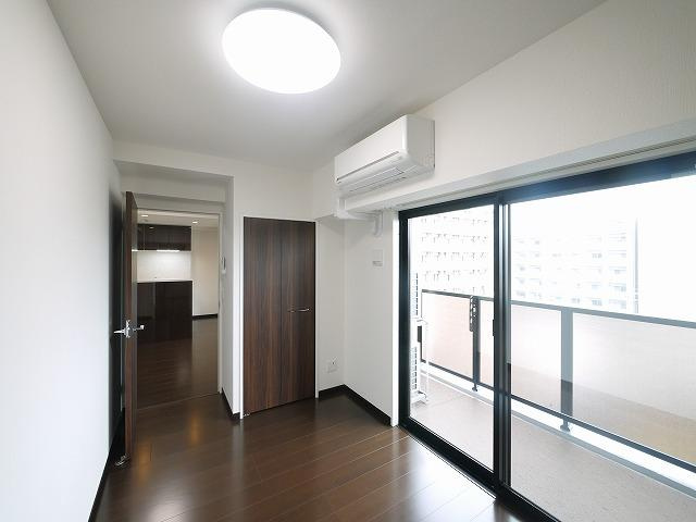 幸court　nara　sanjoの寝室|落ち着いて過ごせるお部屋なので、寝室にいかがでしょうか