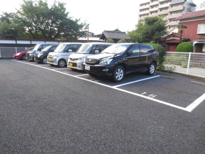 【外観】 | ジュナラル駐車場