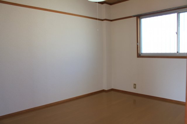 コーポラス瞳の洋室