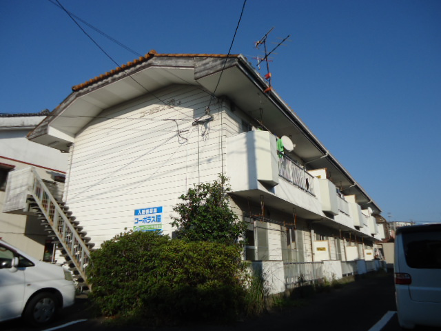 コーポラス瞳の外観