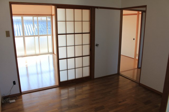 コーポラス瞳の居間・リビング