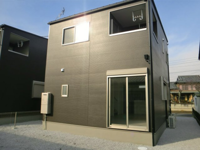 【外観】 | カメリア | ＜カメリア＞