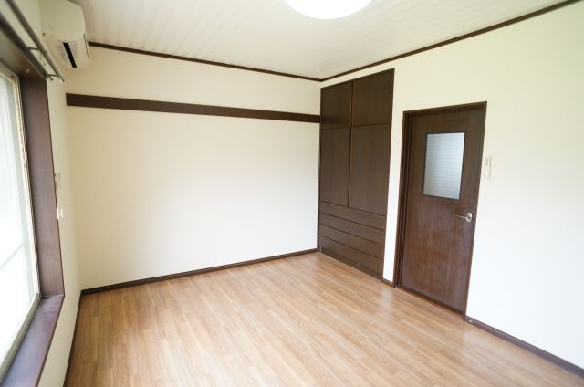 エスポアールB棟の居間・リビング